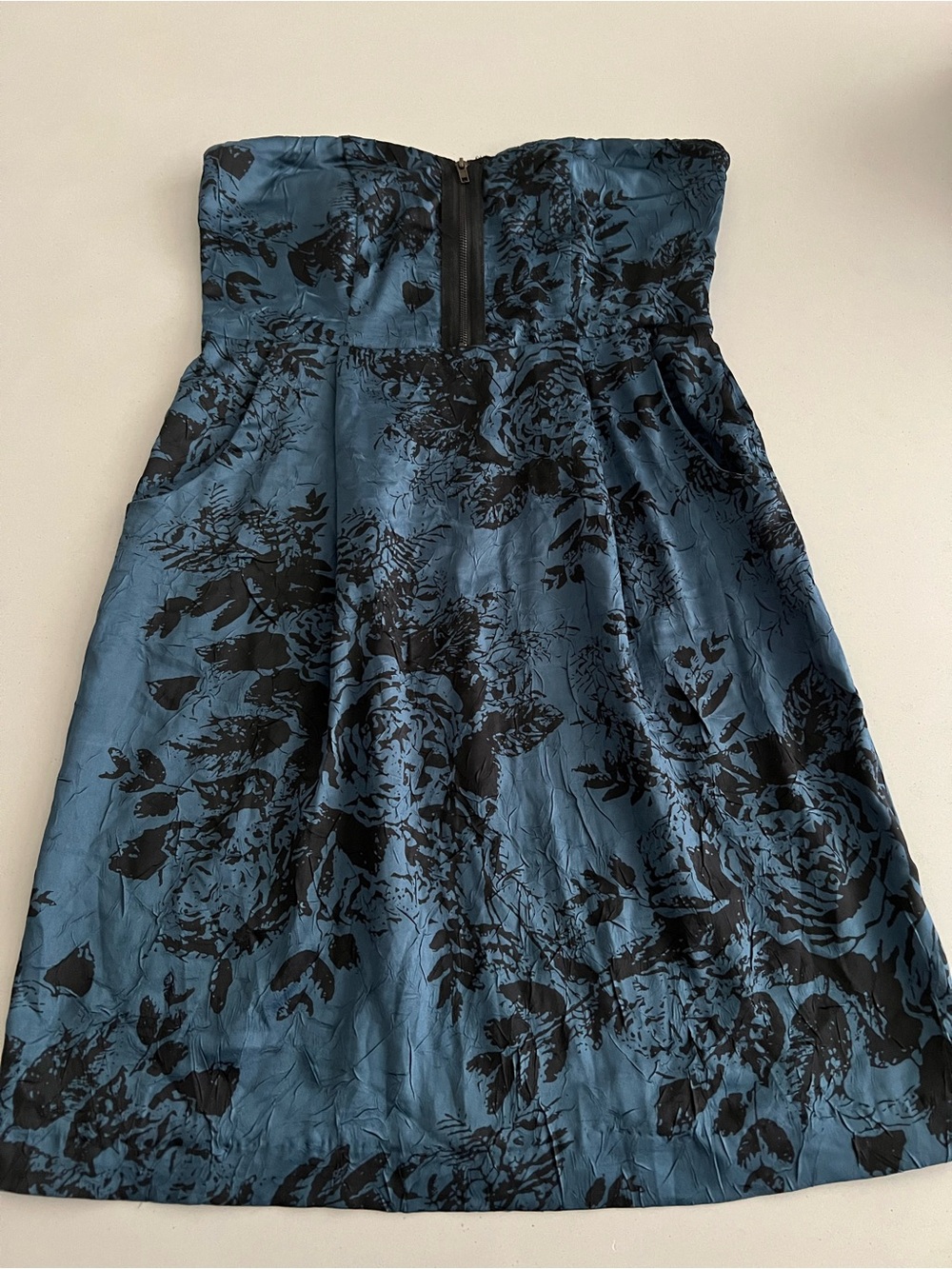 Silence + Noise y2k Strapless Jacquard Cocktail Dress in blue and Black S